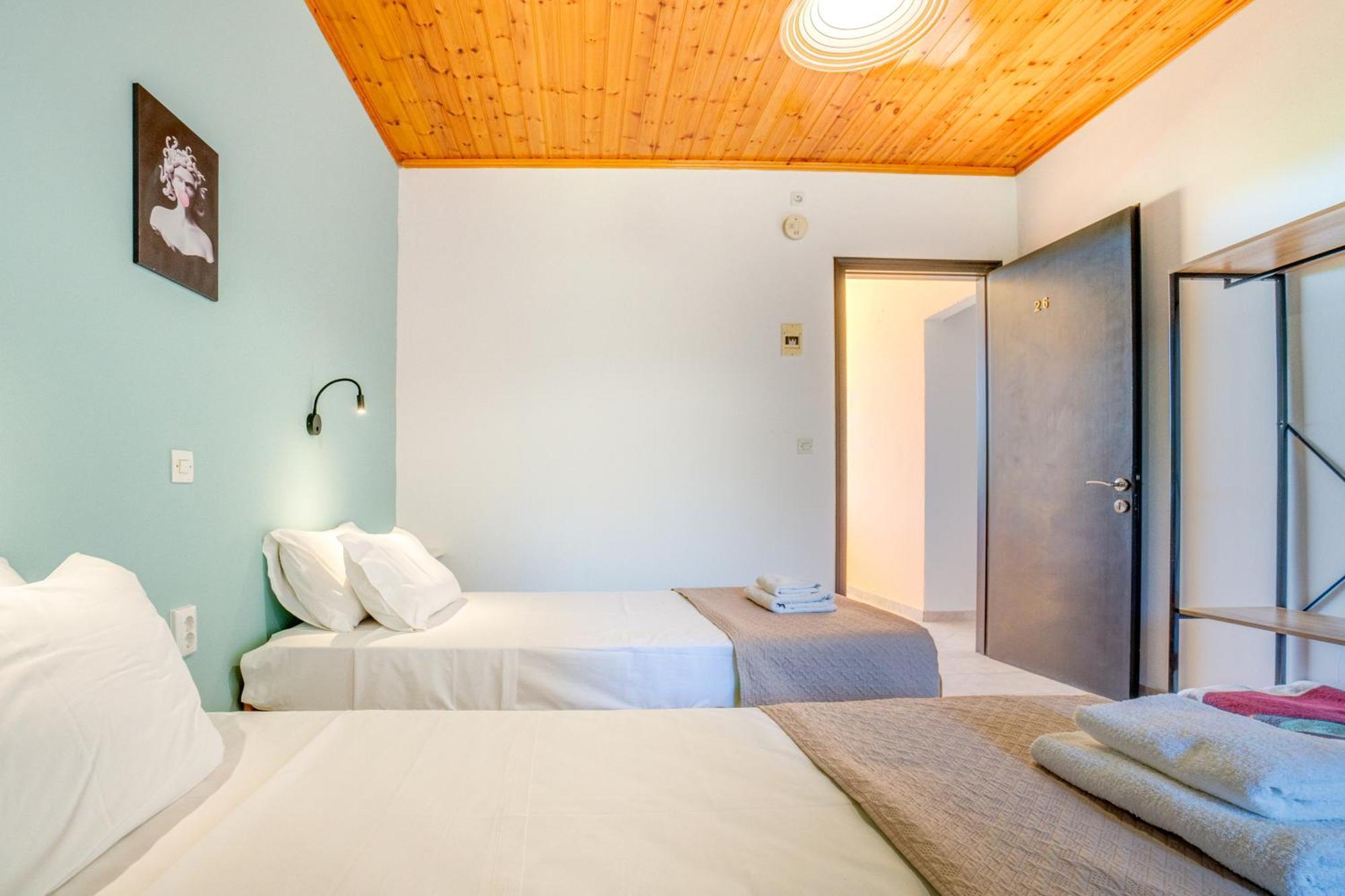Sandy Beach Complex By Konnect - Annexe Building Kavos Room photo
