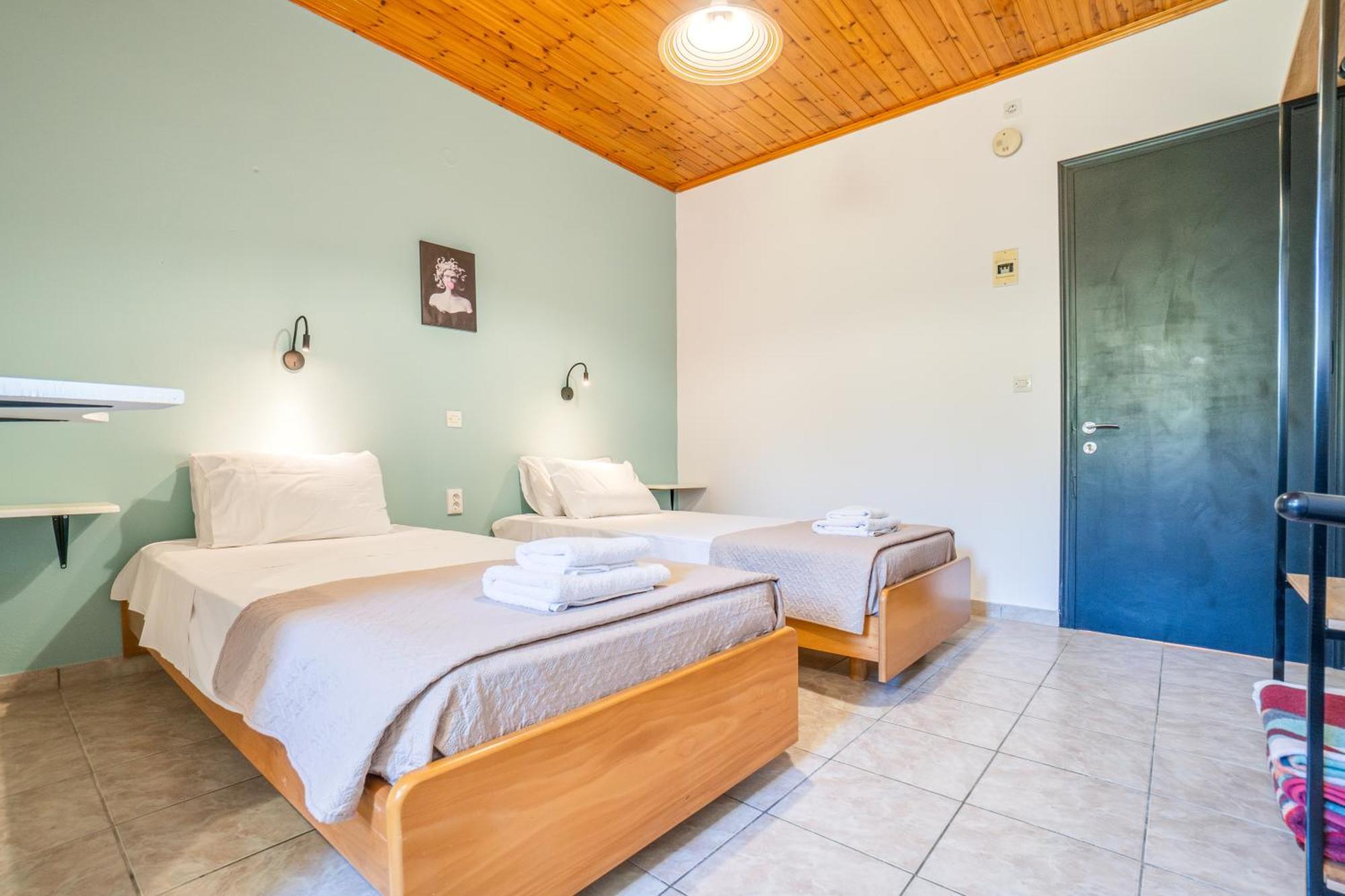 Sandy Beach Complex By Konnect - Annexe Building Kavos Room photo