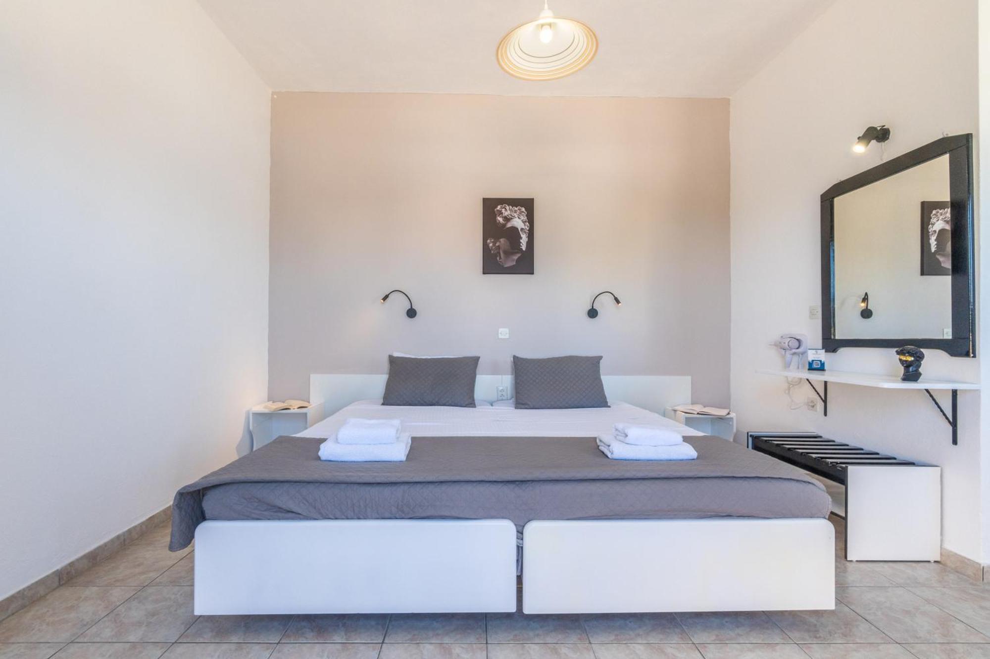 Sandy Beach Complex By Konnect - Annexe Building Kavos Room photo